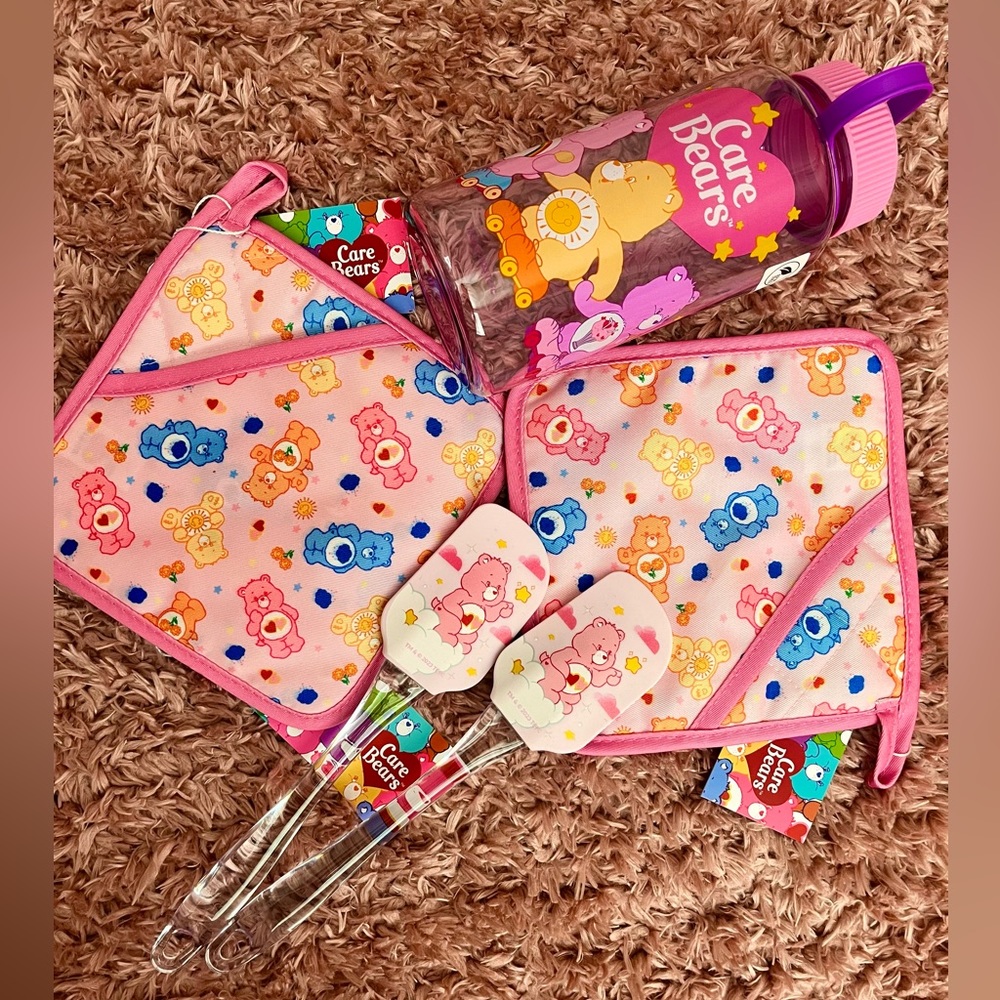 NWT CARE BEARS KITCHEN COLLECTION. SUPER ADORABLE